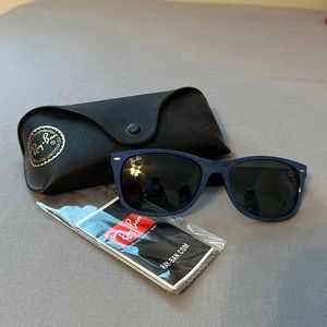 Ray-Ban men’s sunglasses New Wayfarer blue suede